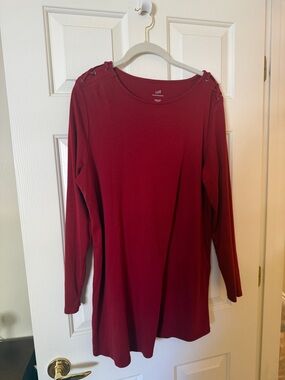 JJill  Long Sleeve Scoop Neck Top with Shoulder Eyelet Detail